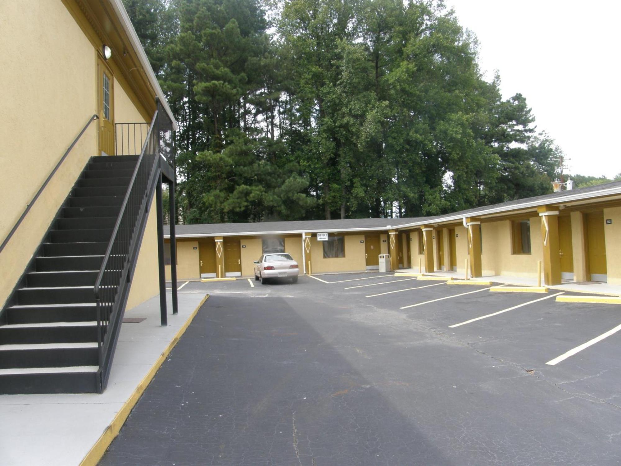 Clarkston Americas Best Value Inn Stone Mountain Atlanta E מראה חיצוני תמונה